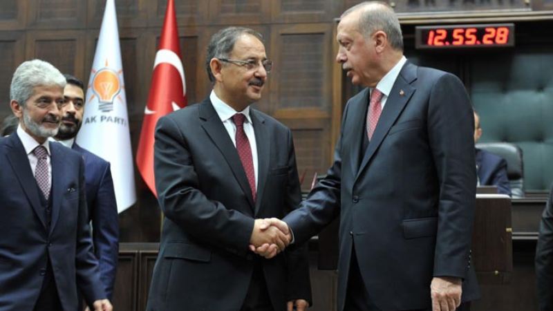 Özhaseki, Erdoğan'ın doktorlarla ilgili sözlerini 'yumuşattı': Halk diliyle konuşur
