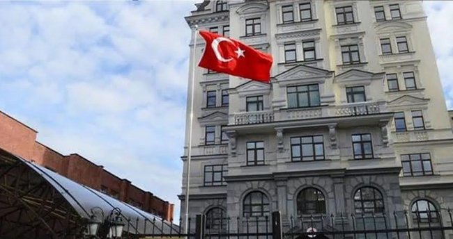 Türkiye'nin Kiev Büyükelçiliği boşaltıldı!