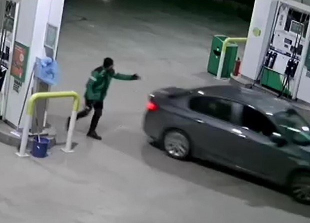 Depoyu doldurup parayı ödemeden kaçtı