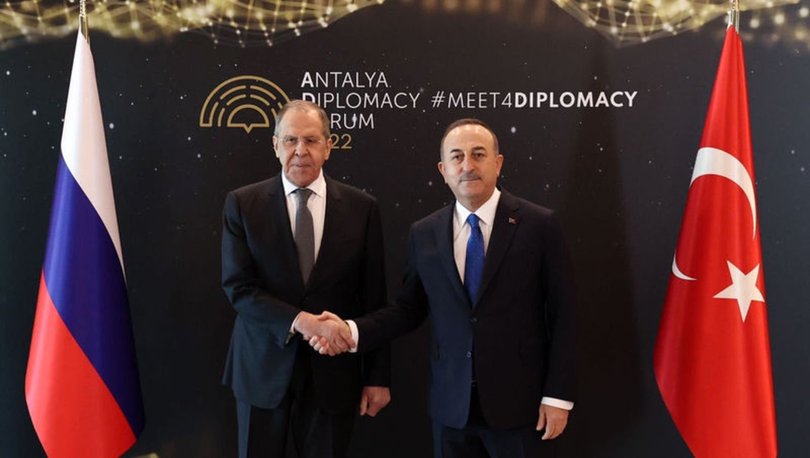 Çavuşoğlu 'Lavrov'la gerginlik mi yaşadınız?' sorusuna böyle yanıt verdi: Şakalaştık