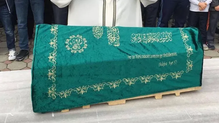 Tabuttan bebek yerine kesik bacak çıktı! Aile neye uğradığını şaşırdı...