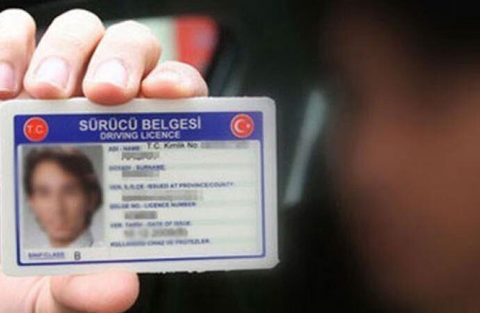 Eski ehliyeti olanlar dikkat! Ceza geliyor… İşte son tarih