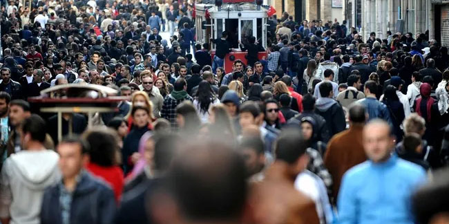 Her 10 kişiden 9'u aynı şeyi söyledi! Son anket en acı gerçeği gözler önüne serdi!
