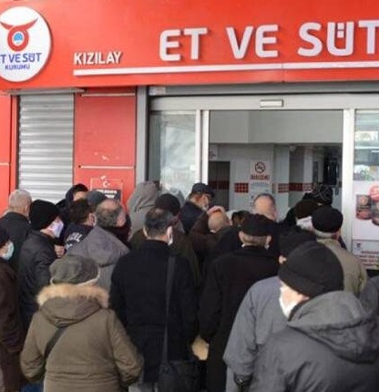 Ankara'da 'ucuz et' kuyruğu: Çiftçine, besicine sahip çıkmazsan olacağı bu
