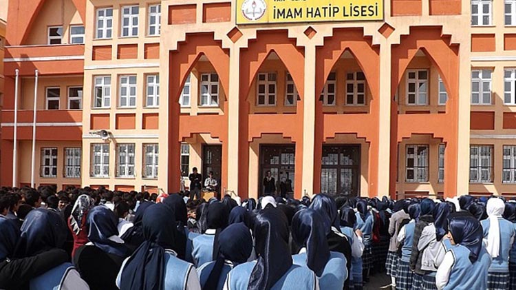 İmam hatip lisesinde skandal! Türkiye bu haberi konuşuyor
