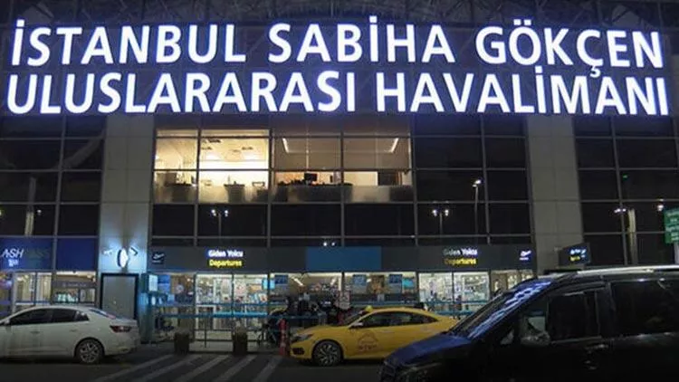 Sabiha Gökçen'e inemeyen uçaklar farklı havalimanlarına yönlendirildi