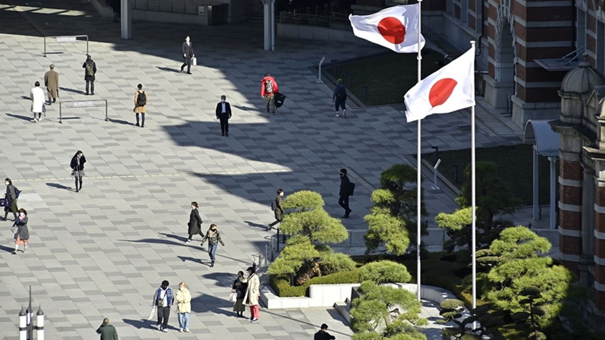 Japonya'dan OHAL kararı!