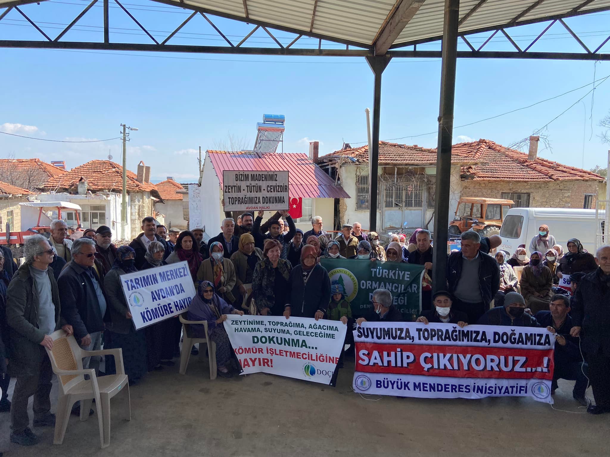 Denizli'de madene tepki: "Zeytinlikler ve tarım alanları tamamen kömüre feda edilecek..."