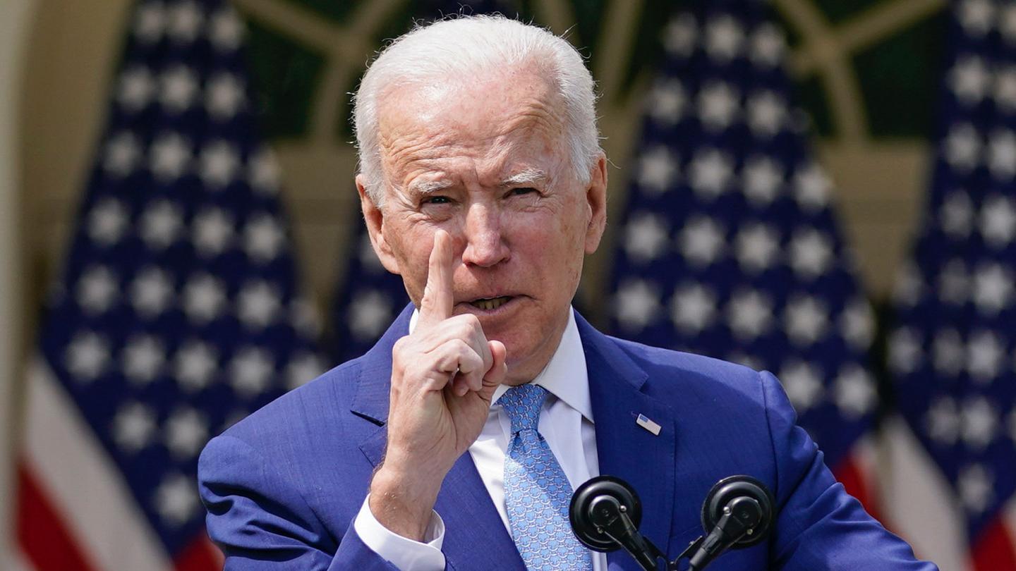Biden Putin'e seslendi: Aklından bile geçirme!