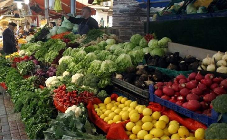 Pazarcı da fiyatlara isyan etti: Sattığını eve götüremiyorsun!