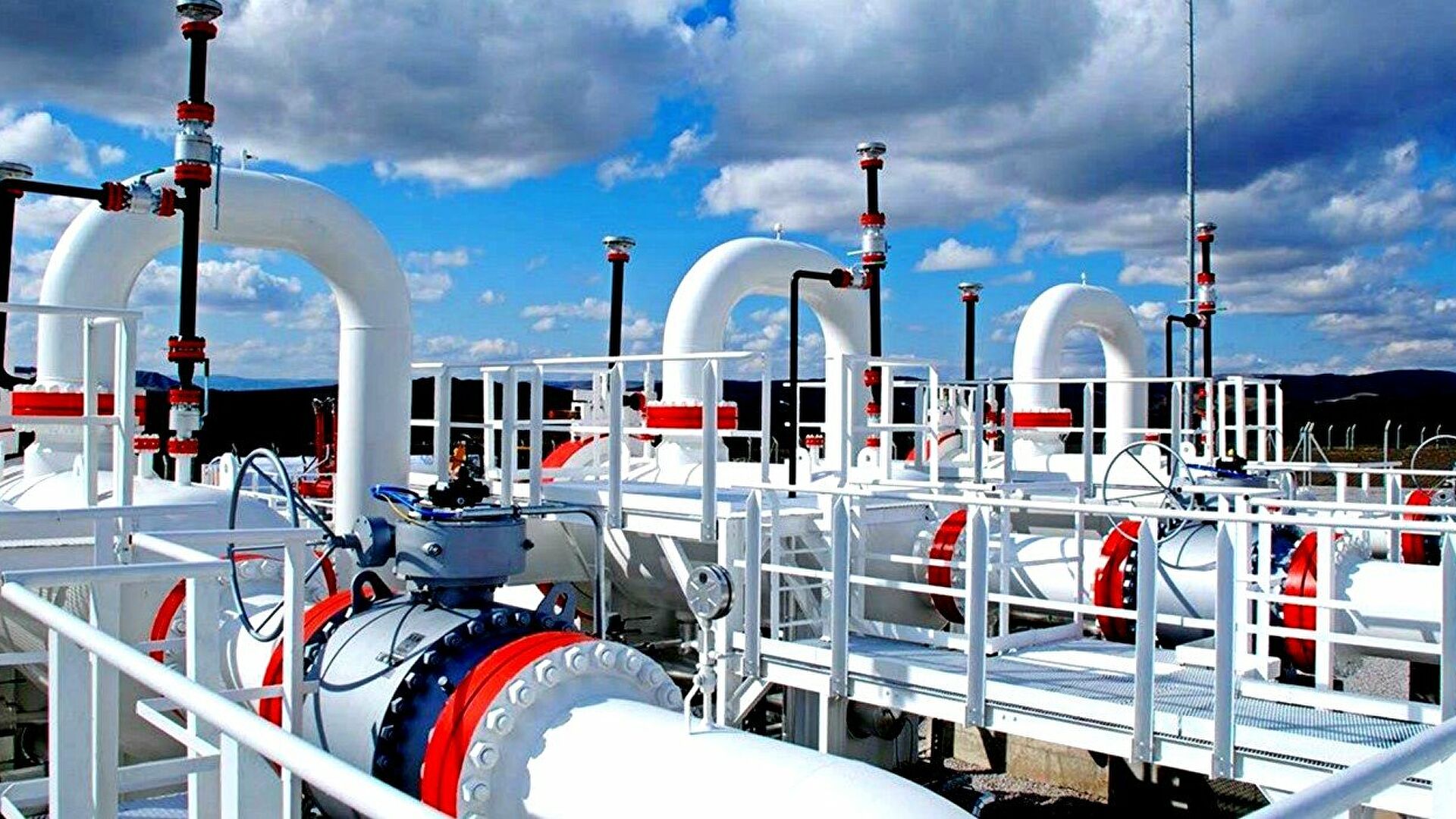 Hollanda'da doğal gaz krizi: Devlet dairelerinde kaloriferler 2 derece kısılacak