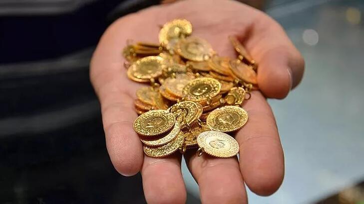 Altın yeni haftaya düşüşle başladı! Gram fiyatı 905,3 liradan işlem görüyor!