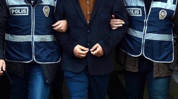 Eski Belediye Başkanı Resmi belgede sahtecilikten tutuklandı