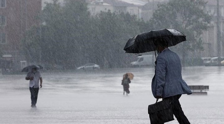 Meteoroloji'den sağanak ve fırtına uyarısı