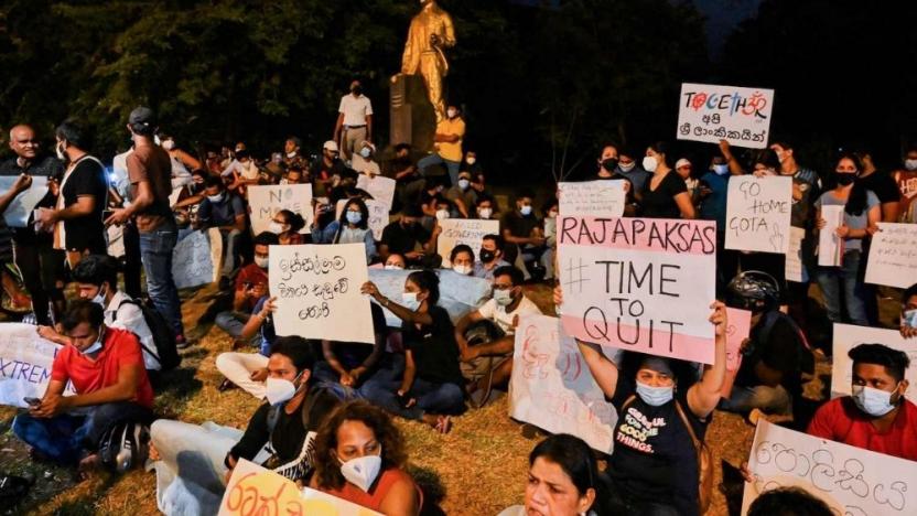 Sri Lanka'da ekonomik kriz: Protestolar nedeniyle tüm bakanlar istifa etti