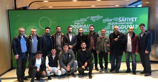 Nakşıbendi Tarikatı’na yakınlığıyla bilinen Server Yaşam Vakfı okullarda stant açıyor