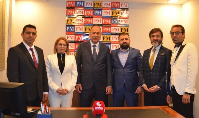 Gelecek Partisi'nden ayrılanlar yeni parti kuruyor