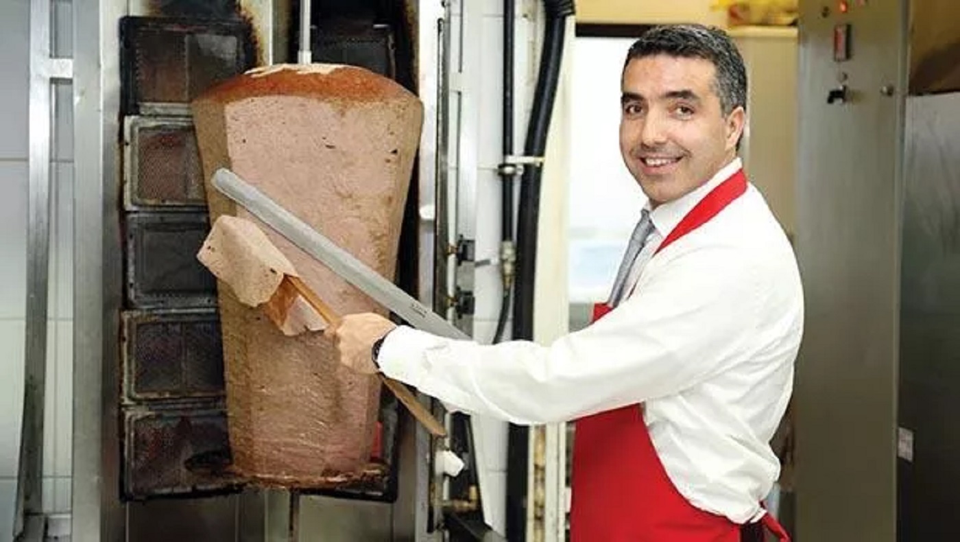 Baydöner kimin? Baydöner'in sahibi kim? Levent Yılmaz kimdir? Kaç yaşında? Nereli? Mesleği ne?