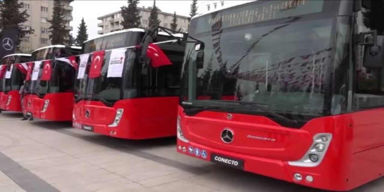 Akılalmaz olay: Eski otobüsleri boyayıp, yeniden hizmete soktular!