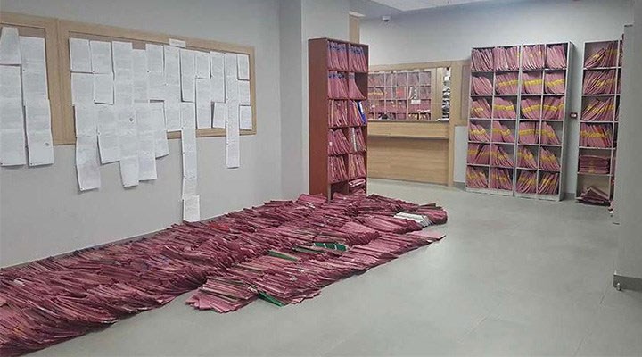 Vatandaş borç batağında! İcra ve iflas dairelerindeki dosya sayısı son 1 yılda 23 milyon 500 bine çıktı