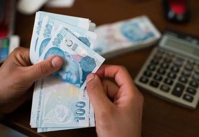 Emekli ikramiyesinde rakam netleşiyor, 3 bin TL...