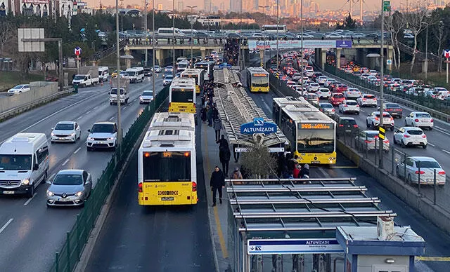 İBB Meclisi'nden öğrenci kartı kararı! İmamoğlu'ndan flaş karar