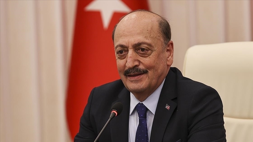 Bakan Bilgin'den emekli ikramiyeleri ve asgari ücret açıklaması