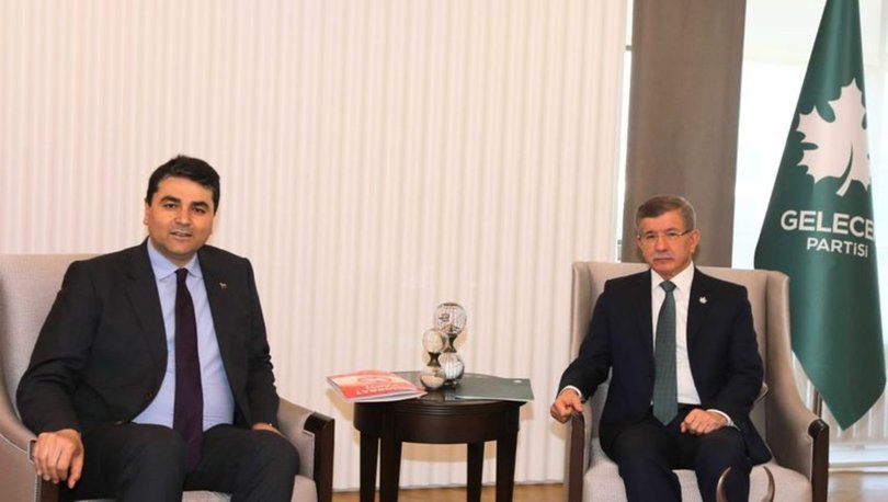 Kulis: Davutoğlu, Uysal'a Twitter paylaşımını sordu ve rahatsızlığını iletti