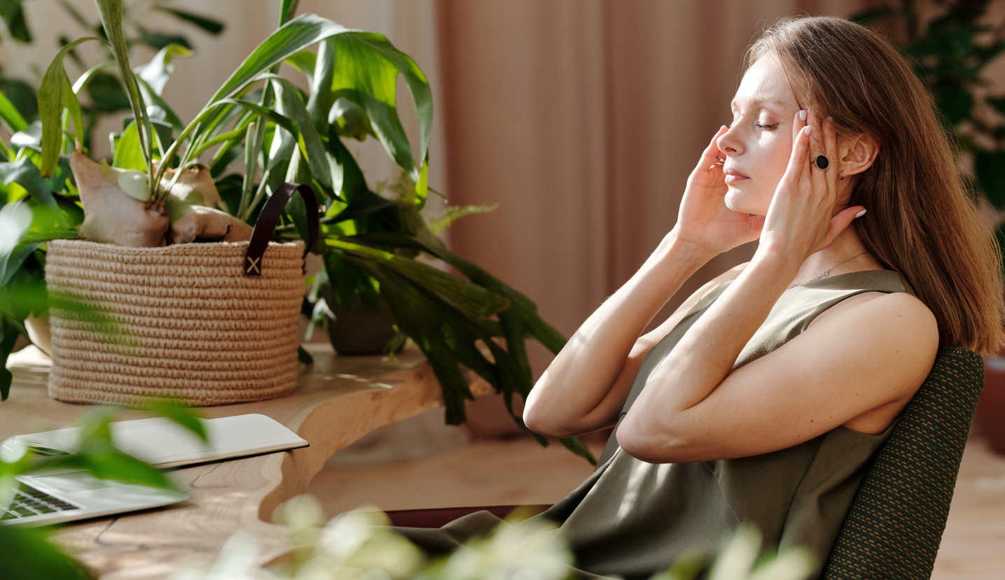 Baş ağrınızı dindirecek yöntemler