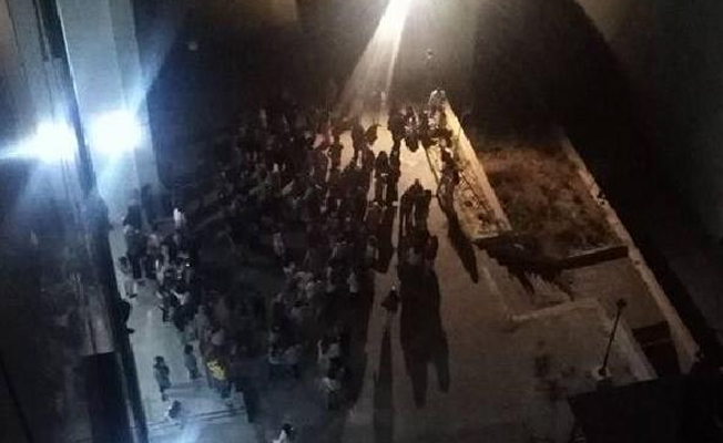 Kız öğrenci yurdunda sahurda gerginlik
