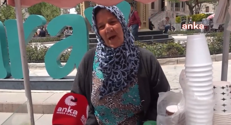 Aksaraylı seyyar satıcıdan bayram yorumu: “Ayağımıza kötü bir ayakkabı bile alamadık”