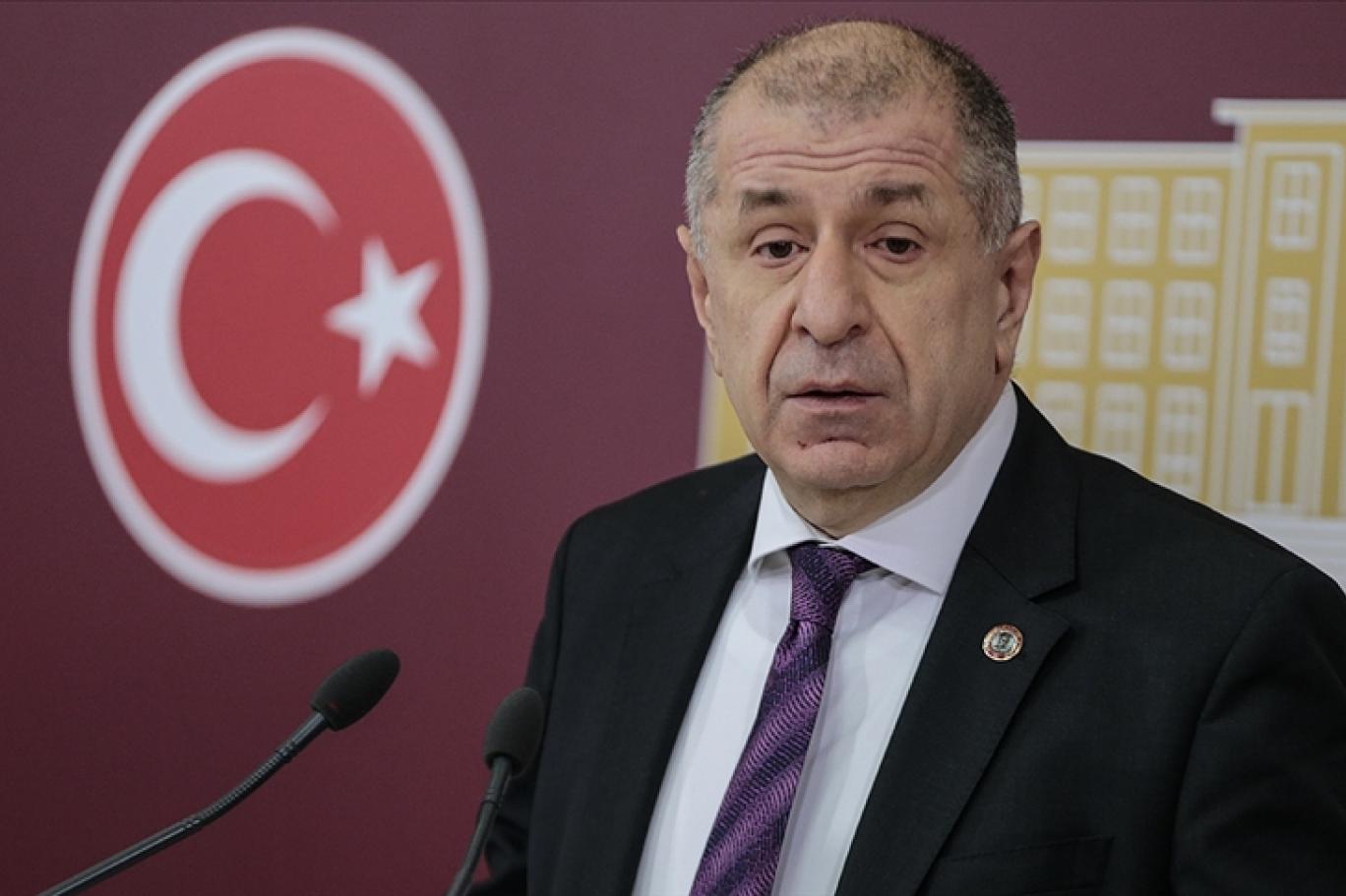 Ümit Özdağ hangi takımı tutuyor?