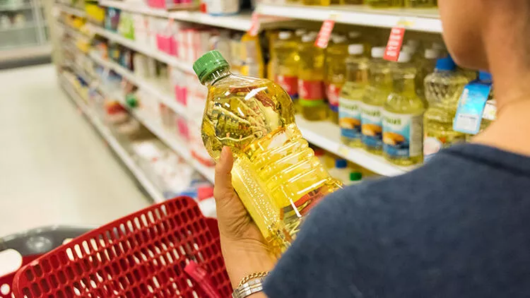 Vatandaş en ucuz yağı nereden alırım araştırmasında... 5 litre ayçiçek yağı 57 liradan satılıyor