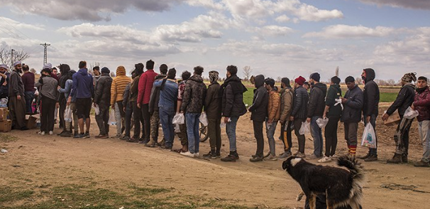 Yandaş isim farklı bir boyuta geçti... "15 Temmuz'u Suriyeliler sayesinde kazandık, kuraklık bitti..."