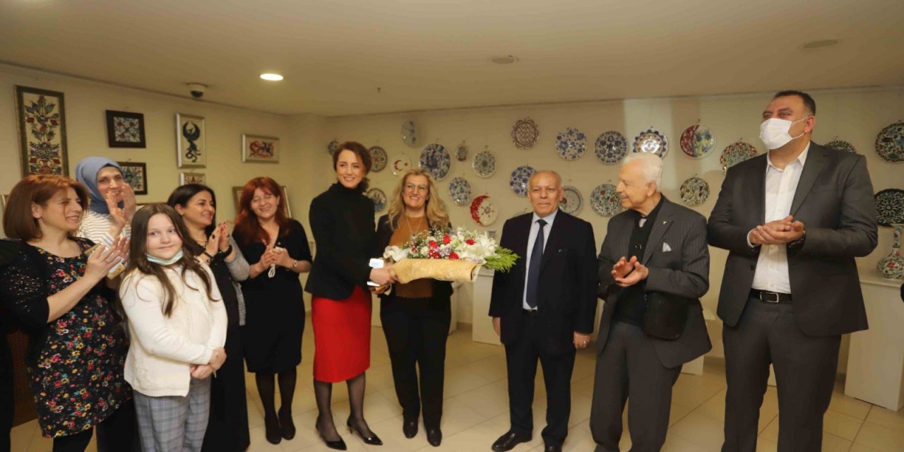 “Simurg” Yeniden Doğuş Sergisi Kartal Belediyesi’nde Açıldı