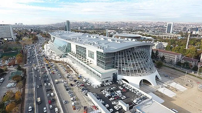 CHP'li Yavuzyılmaz paylaştı... Ankara Tren Garı'nda "Yap-İşlet-BAT!"