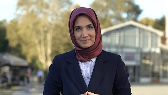 Kübra Güran Yiğitbaşı, Türkiye'nin ilk başörtülü valisi oldu