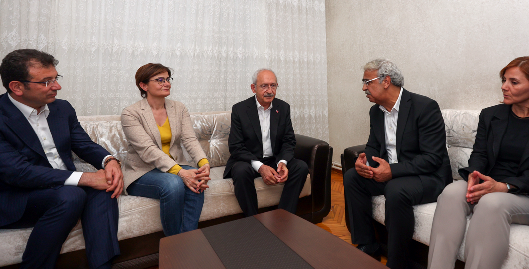 Kılıçdaroğlu'ndan HDP'li Sancar'a taziye ziyareti... Ekrem İmamoğlu ve Canan Kaftancıoğlu da oradaydı
