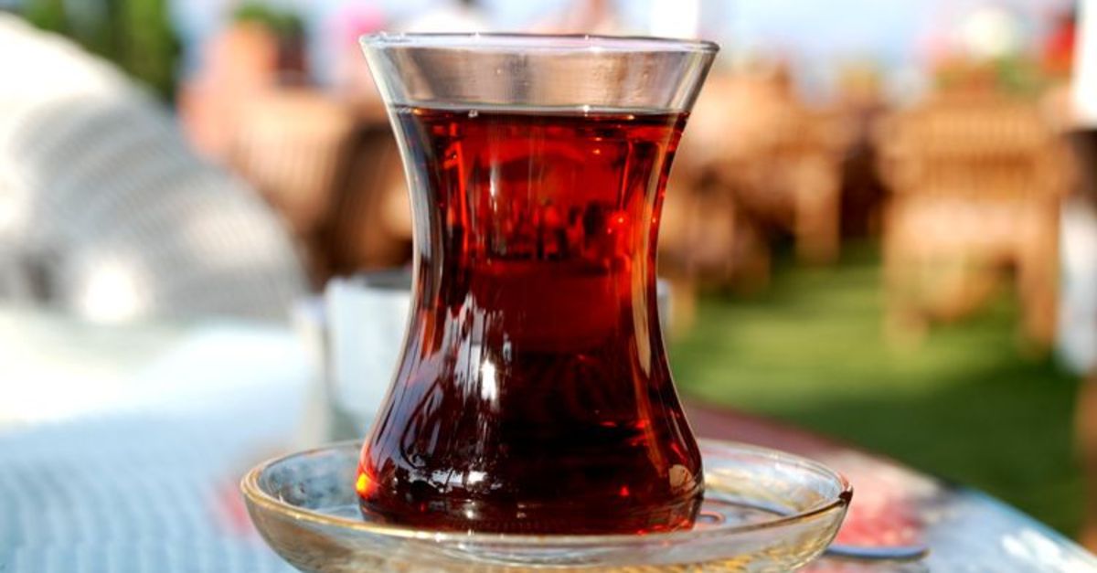 Çaydan sonra eğer bir bardak su içerseniz...