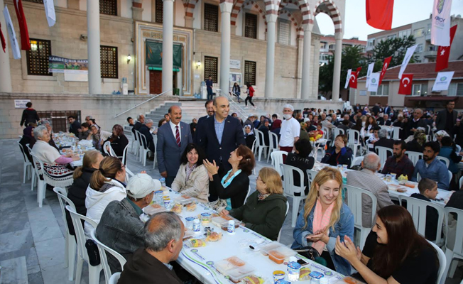 Bakırköylüler iftarda buluşuyor
