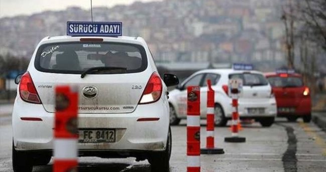 Ehliyet sınavlarında yeni dönem başlıyor