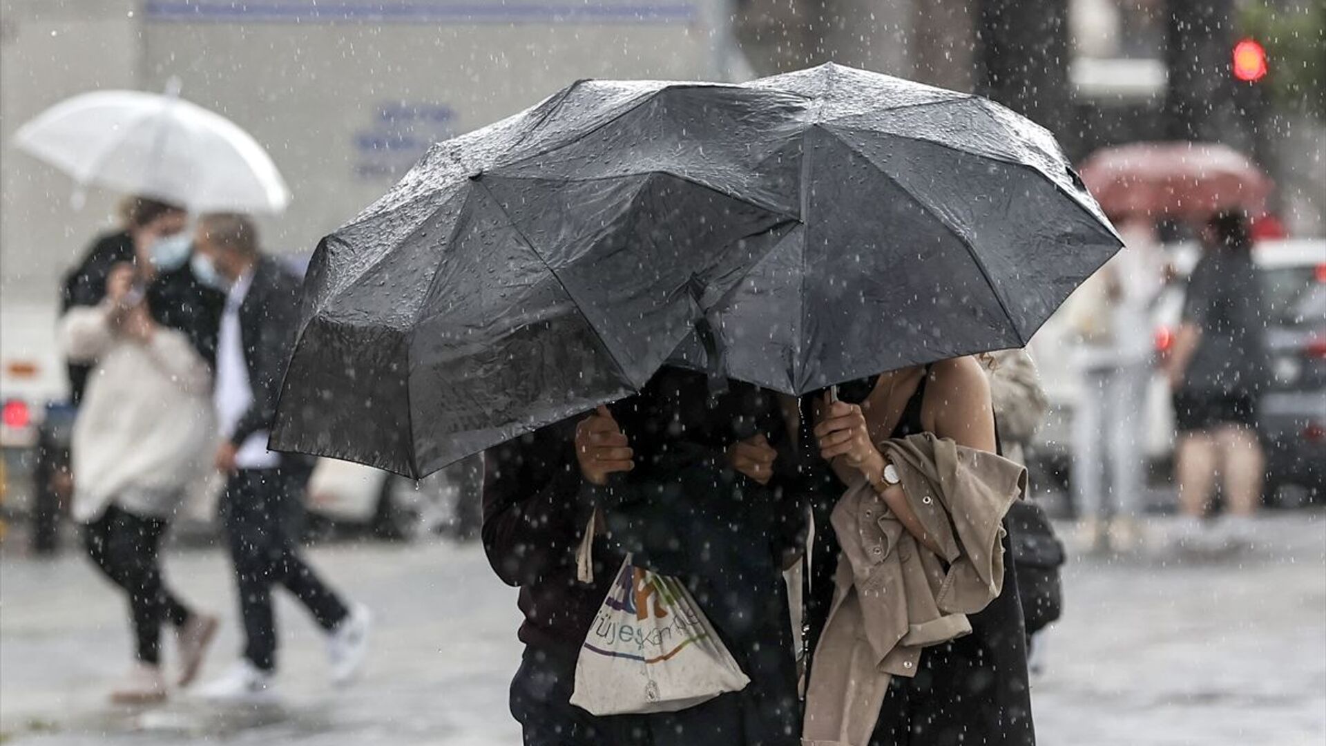 Meteoroloji uyardı: Sağanak yağış geliyor...