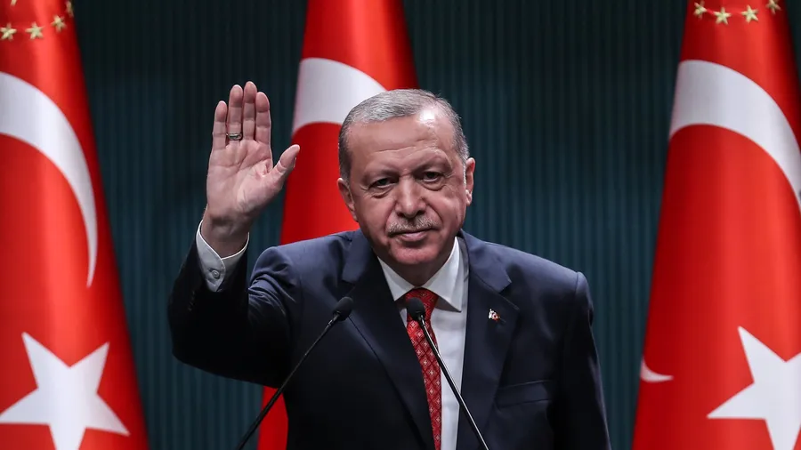 Bahçeli ısrar ediyor, Erdoğan kararsız! Aday olmayacak mı?