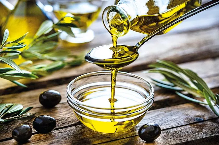 Zeytinyağının gerçek olup olmadığını bu yöntemle test edebilirsiniz