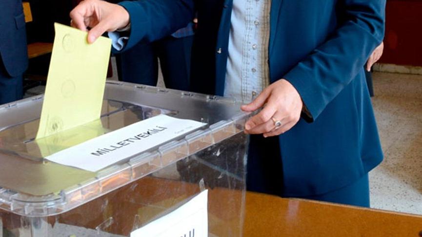 Erken seçim için ilk kez tarih verildi!