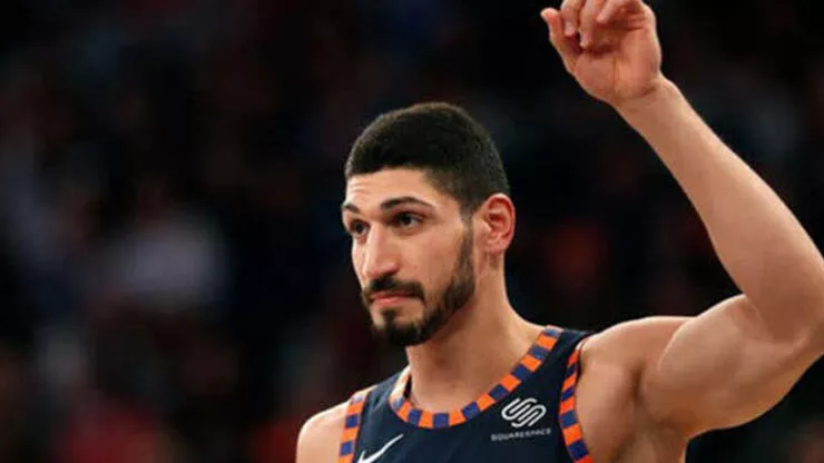 Erdoğan'ın fotoğrafını ezmişti! FETÖ'cü Enes Kanter'e soruşturma