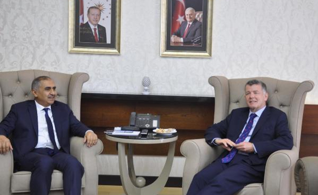 Vali Koçak; İngiliz vatandaşların güvencesi biziz