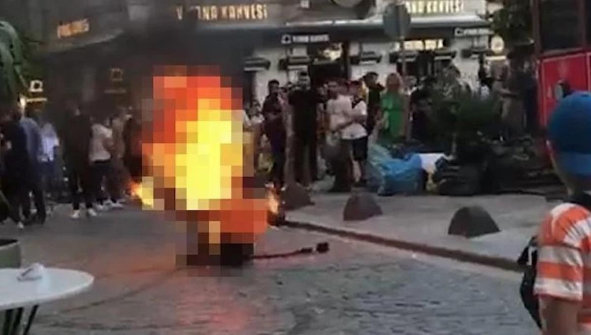 Kendini yakan adam hayatını kaybetti