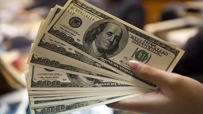 Dolar 17 TL'nin üzerine çıktı