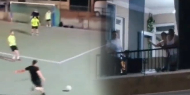 Halı sahalarda hiç görülmemiş olay! Topu 4. kattaki balkona nişanladı